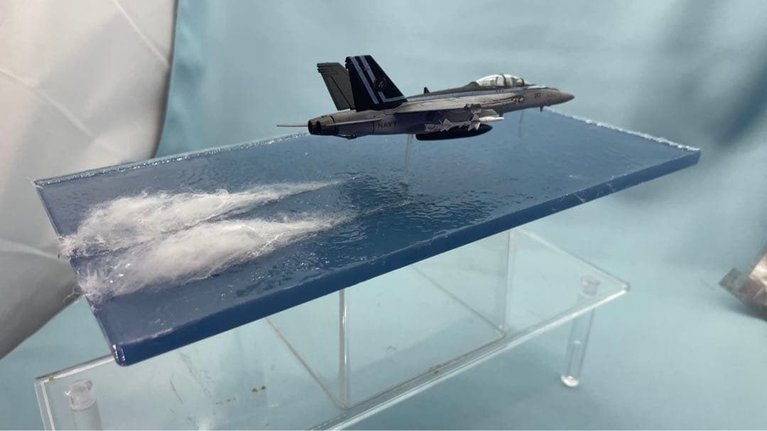 トップガン マーヴェリック F18 ミサイル発射 ジオラマ エフトイズ