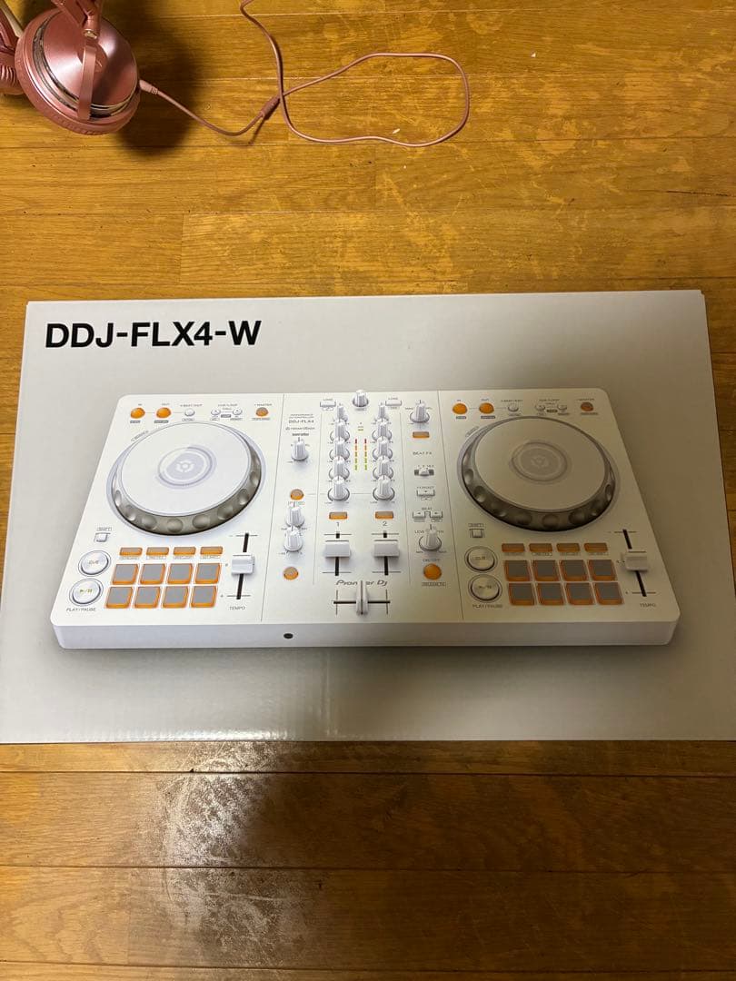 DDJ-FLX4-W ホワイト DJコントローラー　パイオニア　DJ DDJ-FLX4-W - マルチアプリ対応2ch DJコントローラー (White)