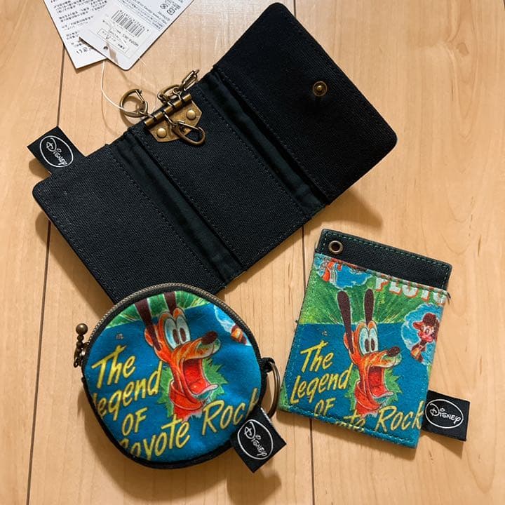 ディズニー プルート キーケース コインケース (パスケース) - メルカリ