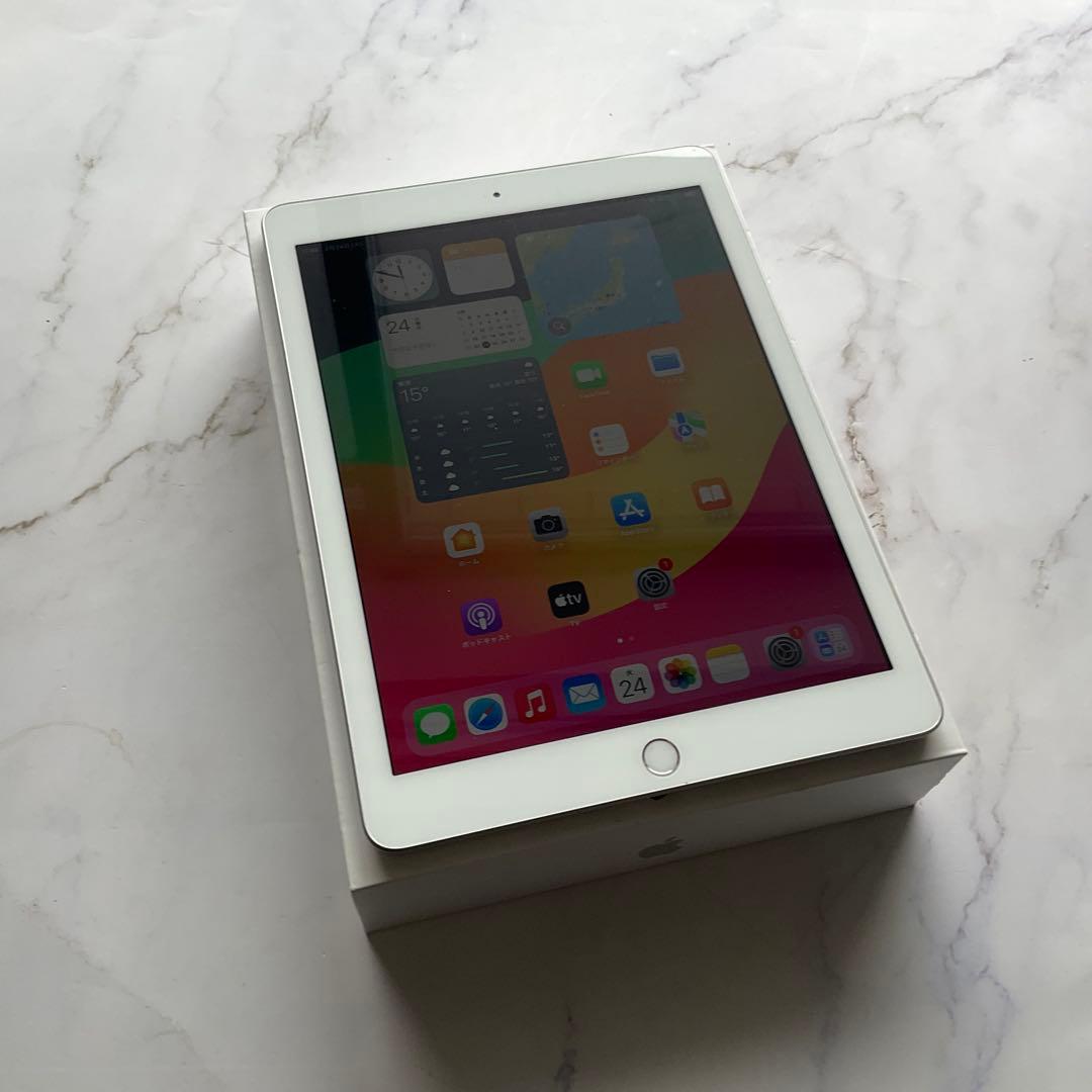美品】Apple iPad 第6世代 Wi-Fi 32GB - メルカリ
