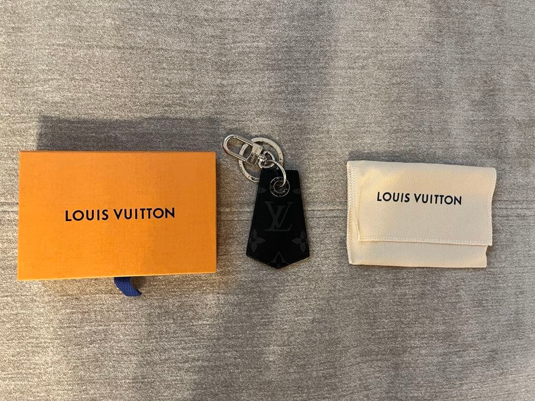 LOUIS VUITTON ルイヴィトン キーホルダー　キーリング　モノグラム 国内即発】ルイヴィトン キーホルダー ＊ギフトにも最適＊ (Louis