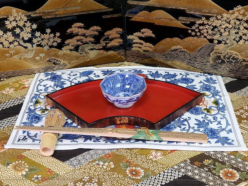 九谷　染付　松竹梅　捻り紋の図　盃　D864AS-BNz 酒盃 丸紋松竹梅 [ 山本長左 ]