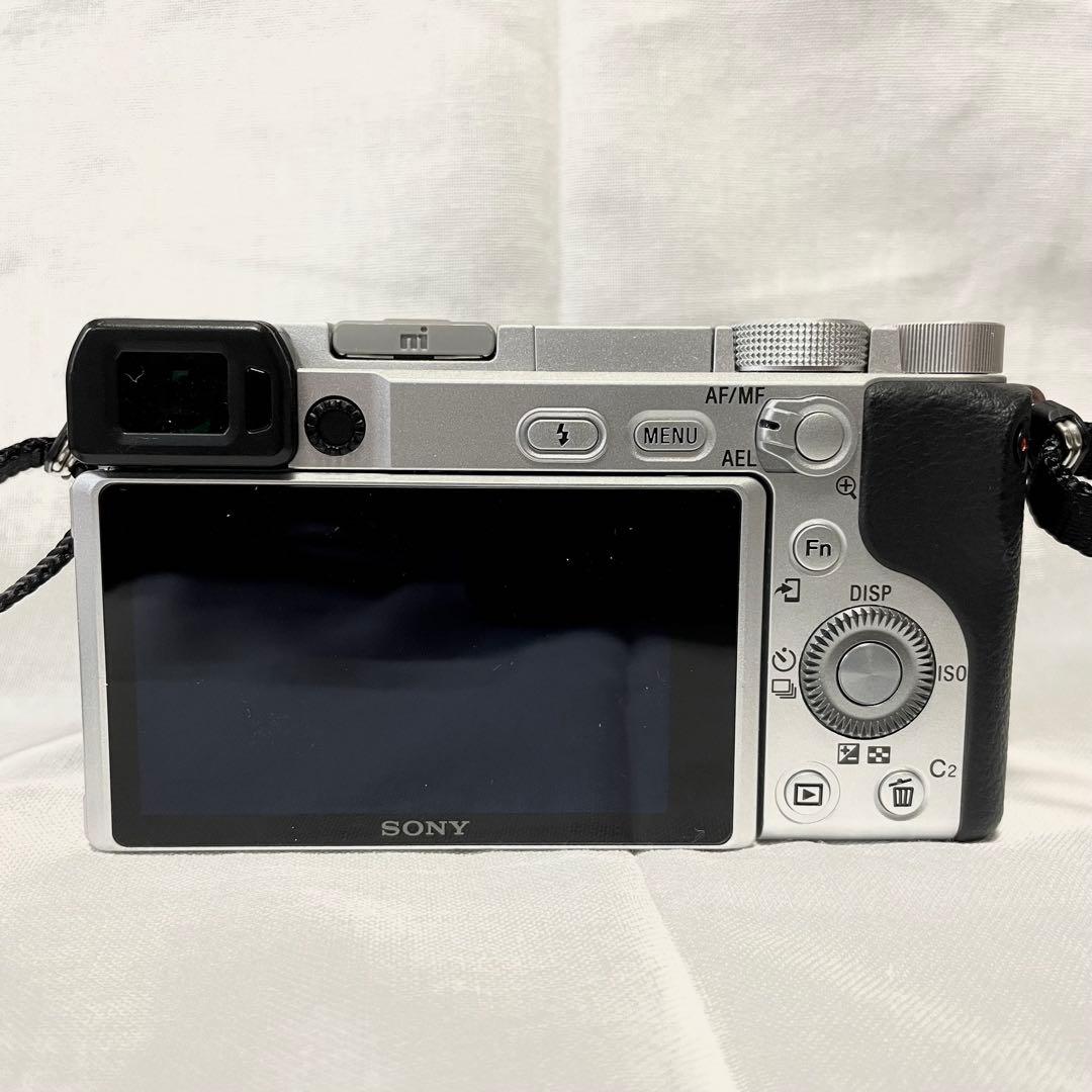 美品】SONY α6400 シルバー(ショット数1278枚) 本体のみ - メルカリ