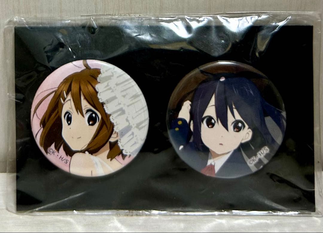 平沢唯 中野梓　缶バッジ けいおん グッズ-バッチ】けいおん！ アート缶バッジ 平沢唯＆中野梓 | アニメイト