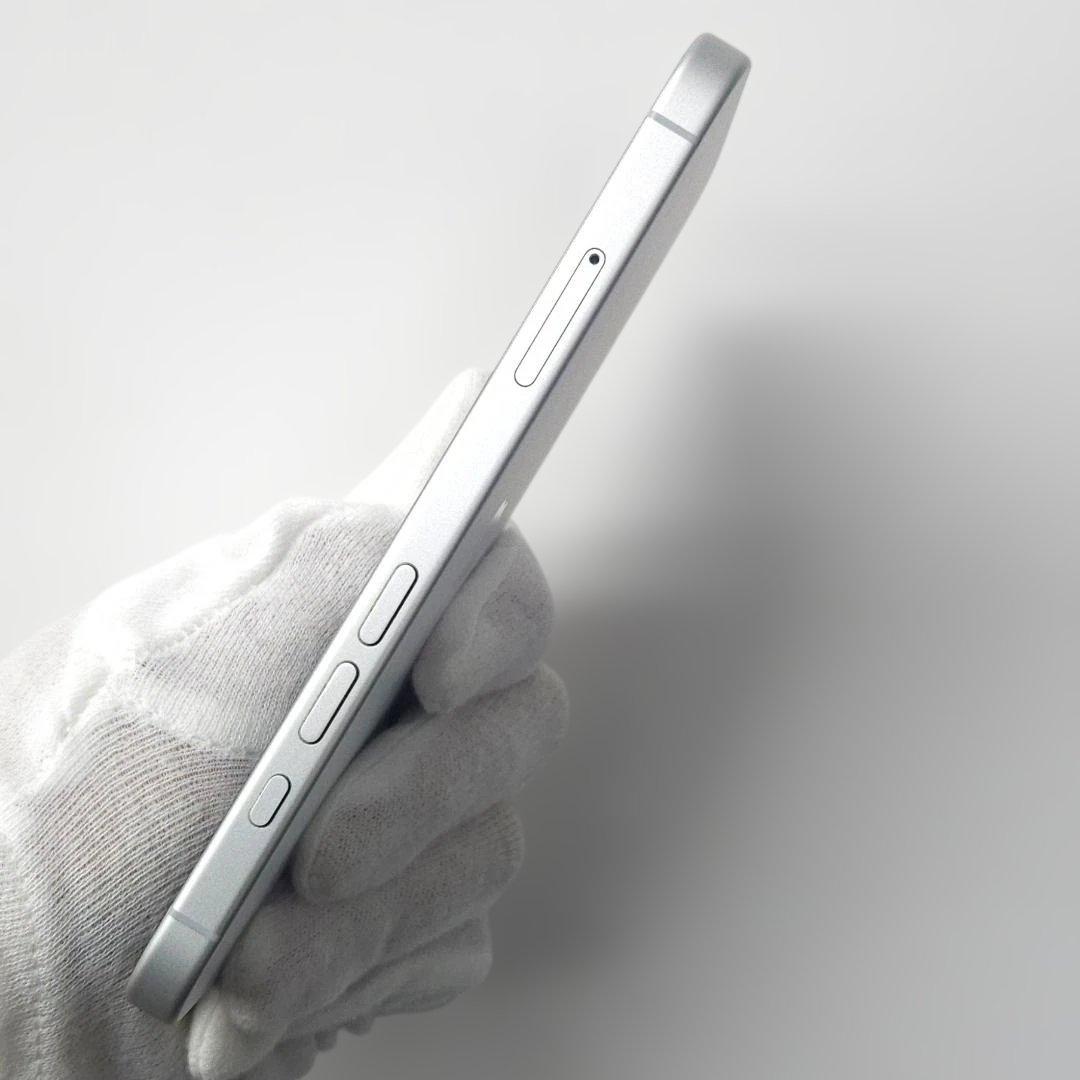 iPhone 16 128GB ホワイト SIMフリー【APPLE保証有り】 - メルカリ