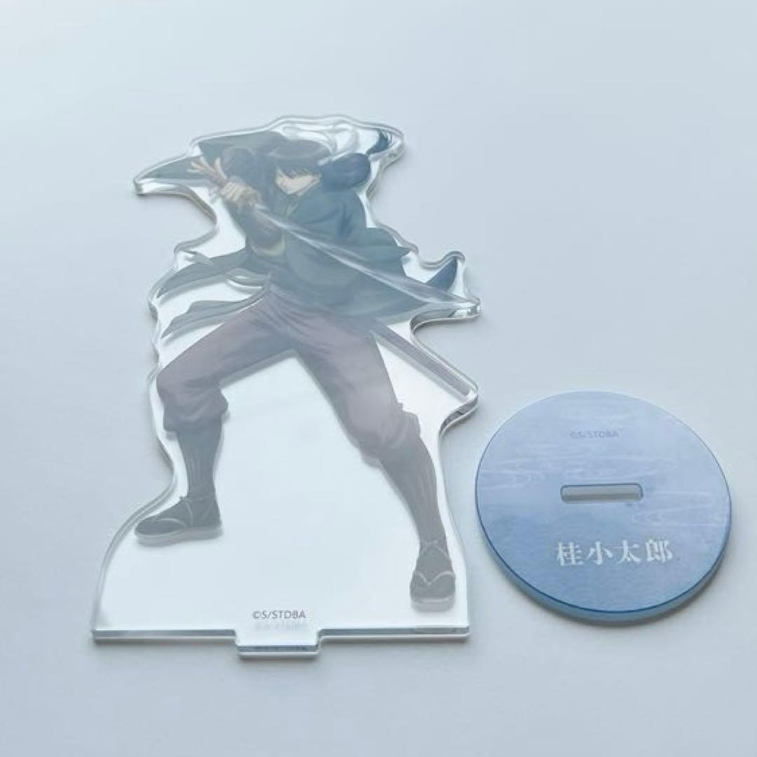 銀魂 アクリルスタンド 桂小太郎 ダッシュストア 攘夷 - メルカリ