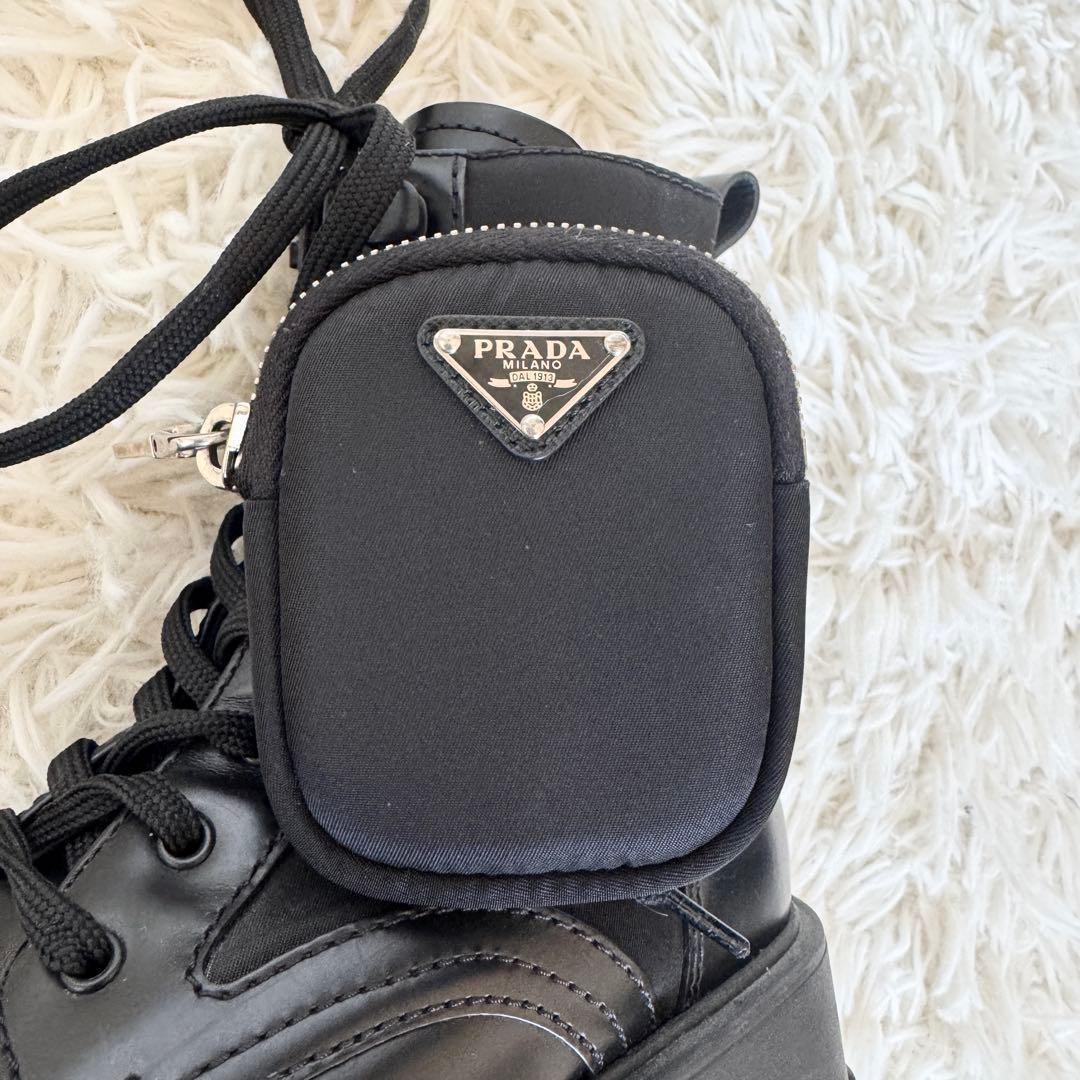 美品　プラダ　モノリス　ブーツ　三角ロゴ　ナイロンポーチ　22.5cm　ブラック