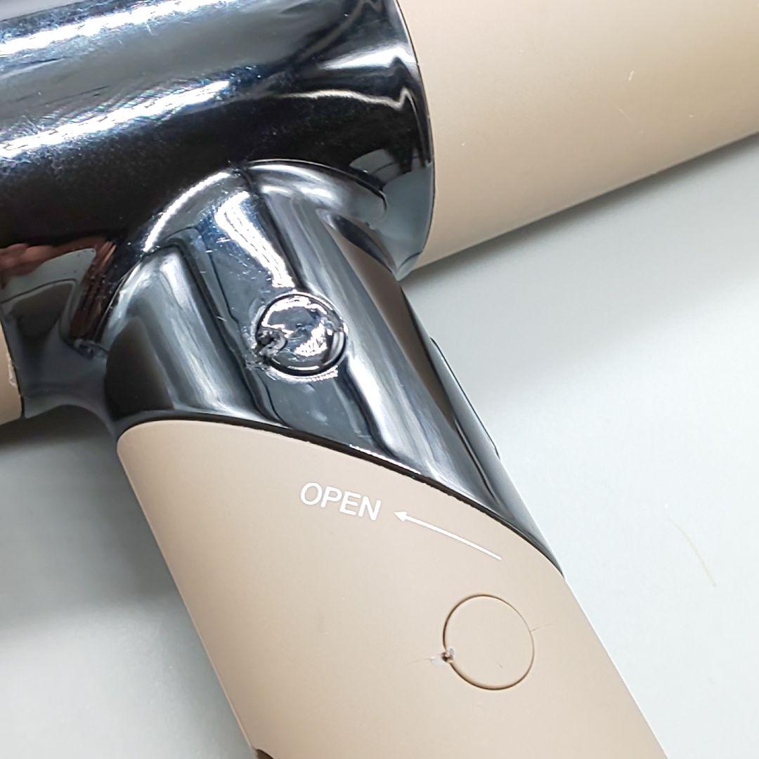 絹女　キヌジョ　KINUJO 大風量マイナスイオン ドライヤー《正規品》921