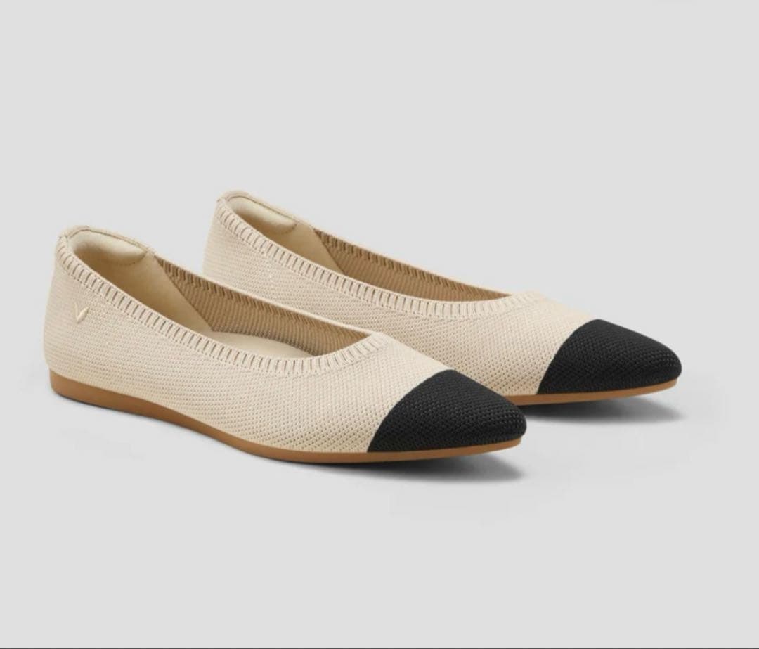 VIVAIA ポインテッドフラットパンプス 37.5 ベージュ/ブラック - メルカリ