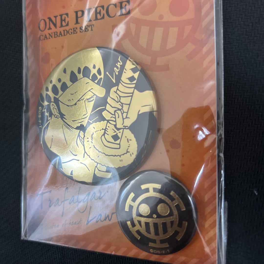 ワンピース トラファルガー・ロー 缶バッジセット - メルカリ