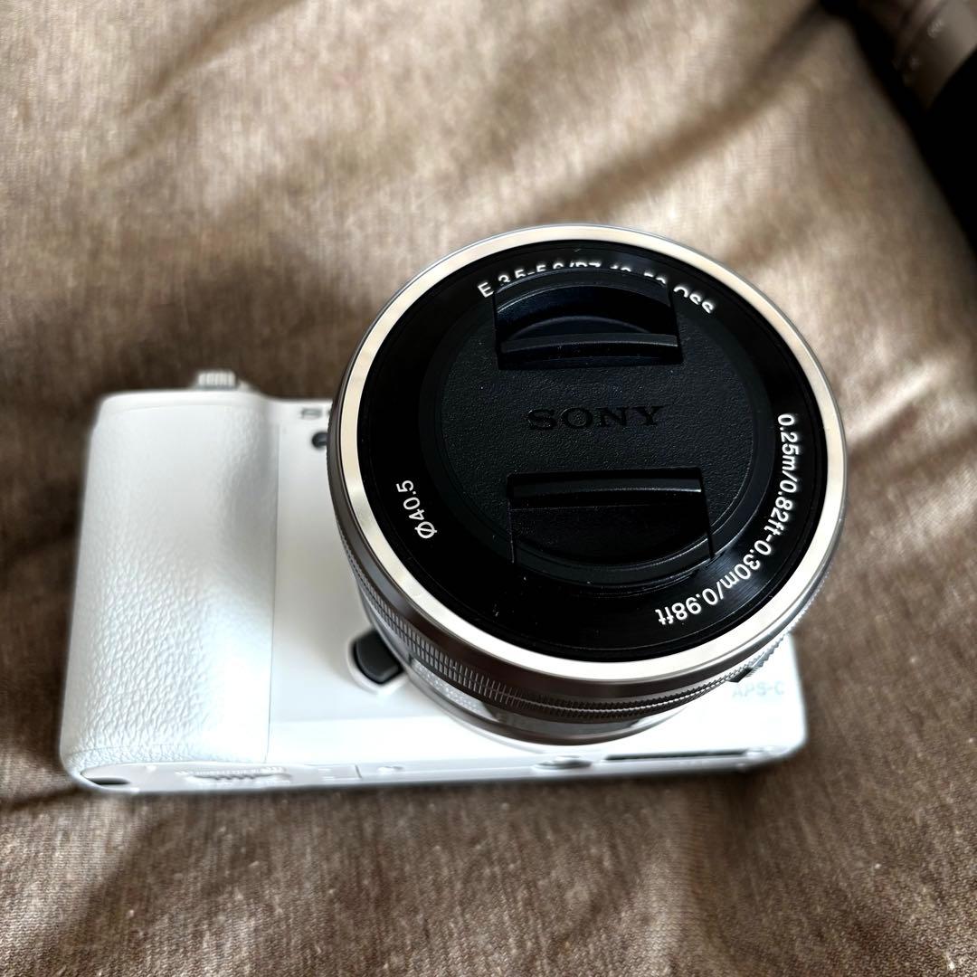 極美品】 SONY ミラーレス一眼レフカメラ α5100 ホワイト＋専用バッグ
