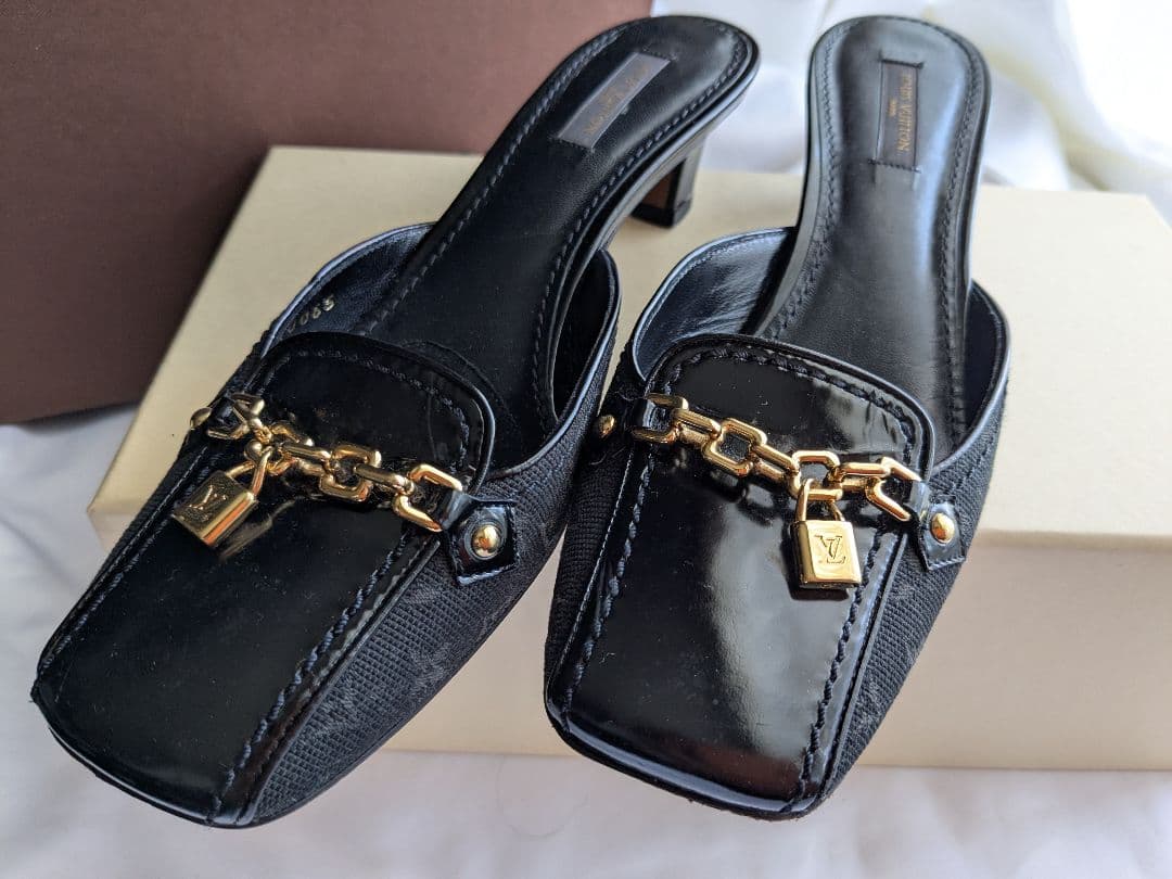 お値下げ）LOUIS VUITTON ブラック チェーンミュール 37.5