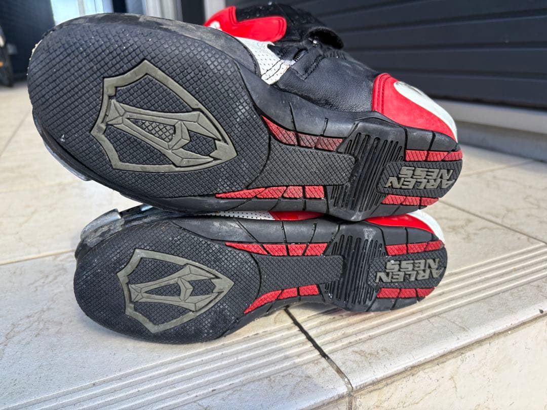 アレンネス レーシングブーツ パンチング サイズ41 25.5cm