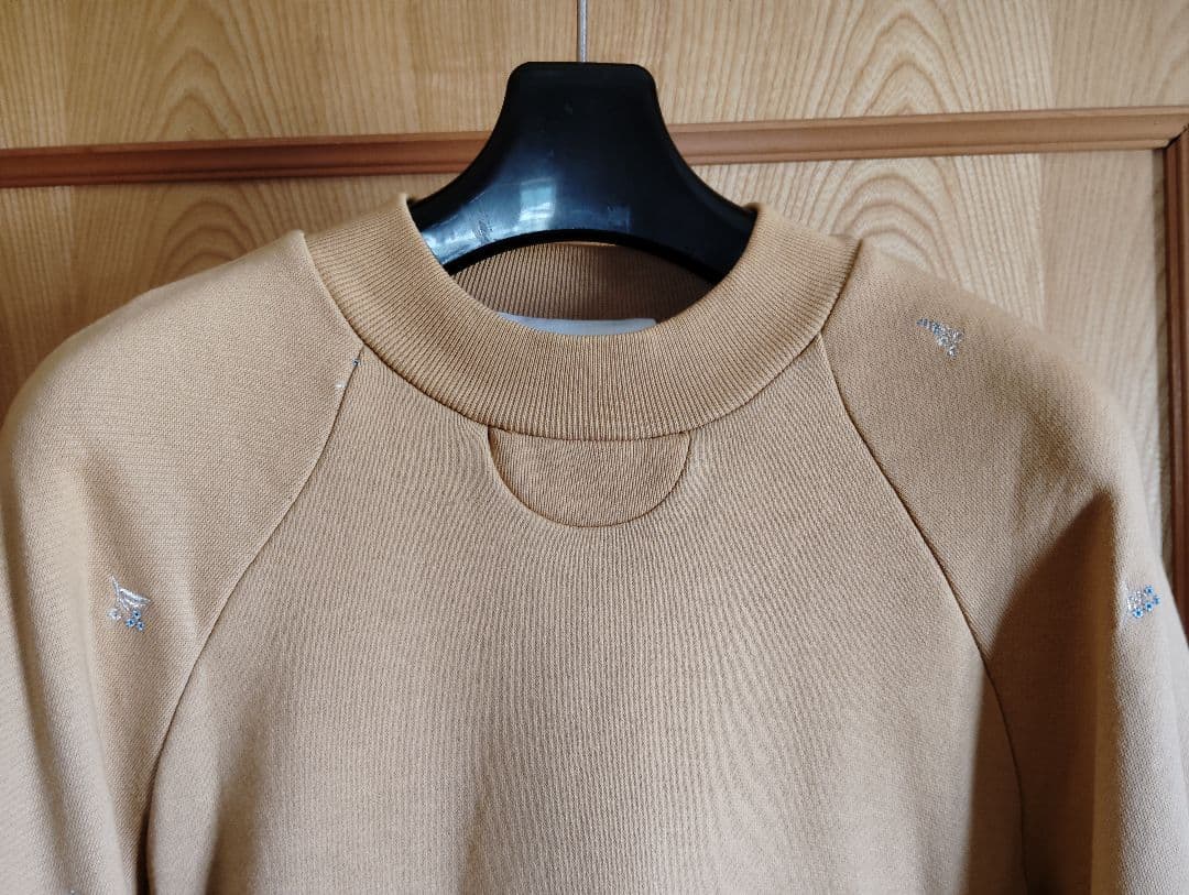 Mame Kurogouchi フローラル刺繍スウェット ベージュ 1 - メルカリ