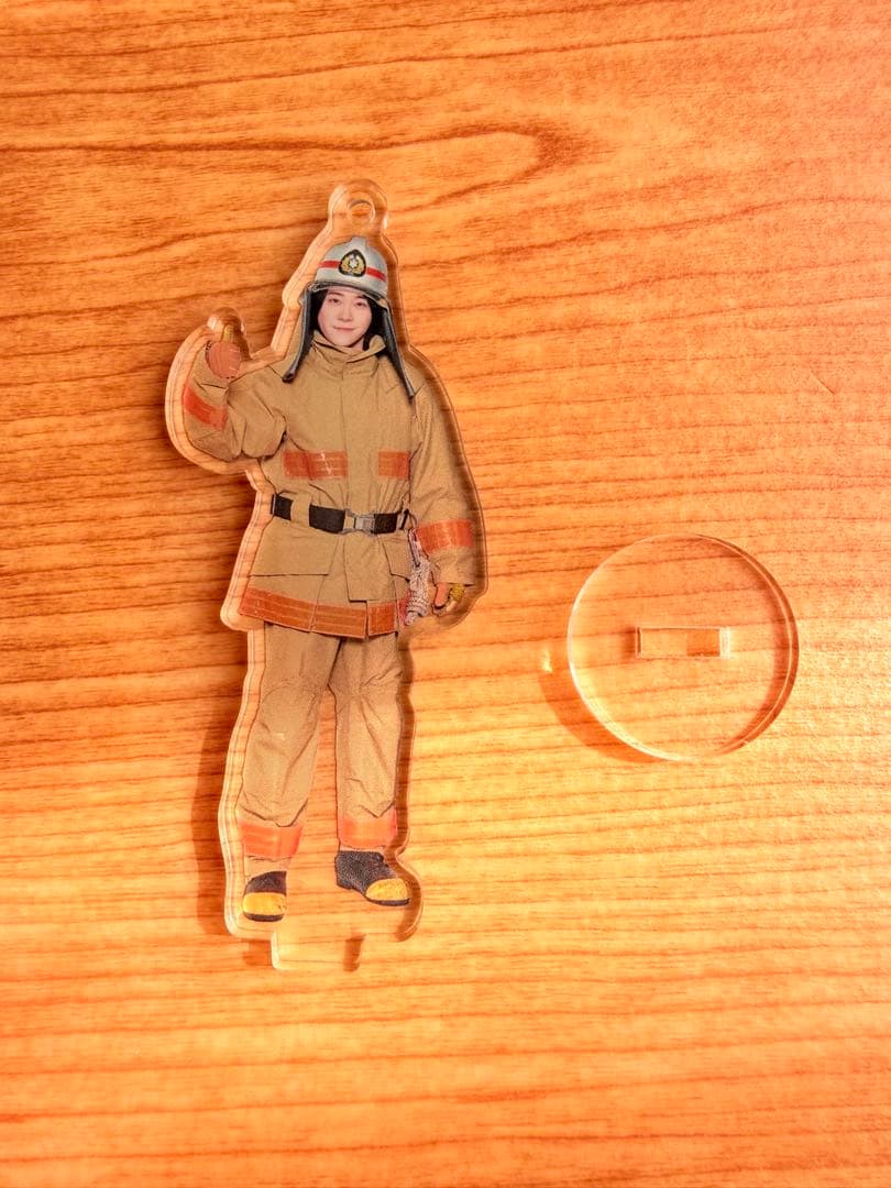 Mrs. GREEN APPLE ライラック アクリル大森元貴 消防士 - メルカリ