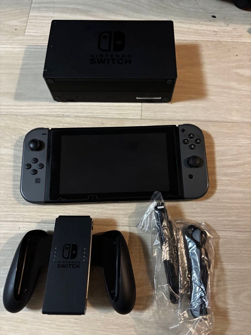 Nintendo Switch グレー 本体+周辺機器 Nintendo Switch 本体【Joy-Con(L)/(R) グレー】 | 任天堂 | HAD-S