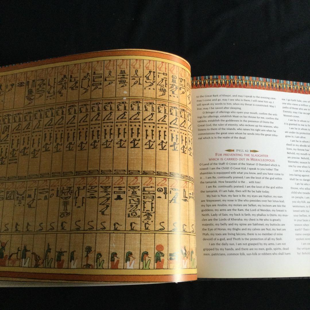 古代エジプト 死者の書 洋書 ヒエログリフ Egypt 考古学 ピラミッド