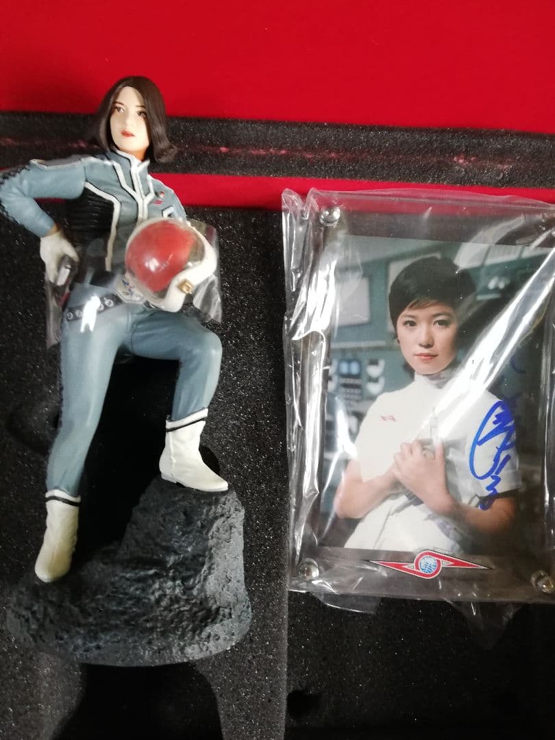 アンヌ隊員 プレミアムBOX ウルトラヒロイン伝説☆ひし美ゆり子さん