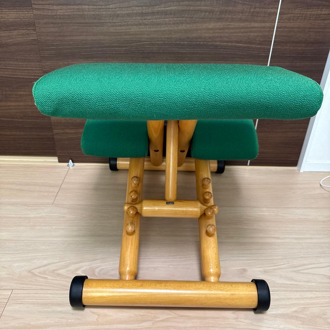 ストッケ Stokkeマルチ MULTI バランスチェア 姿勢 矯正 - メルカリ