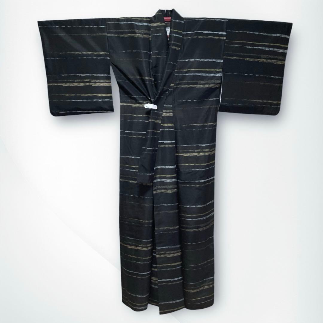 良品✨】東レシルック 洗える着物 小紋 紬調 黒色 横段 袷 A2 - メルカリ