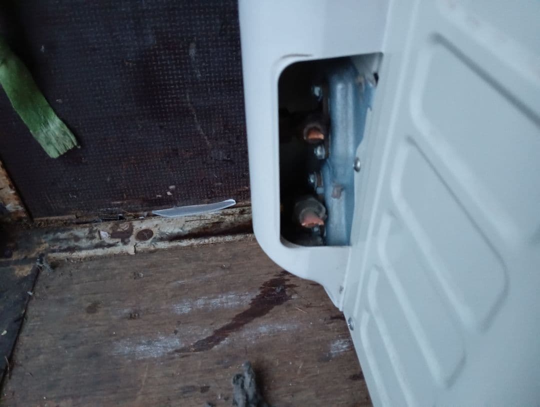 日立・ルームエアコン《白くまくん》 6畳用 RAS-AJ22K/2020年製