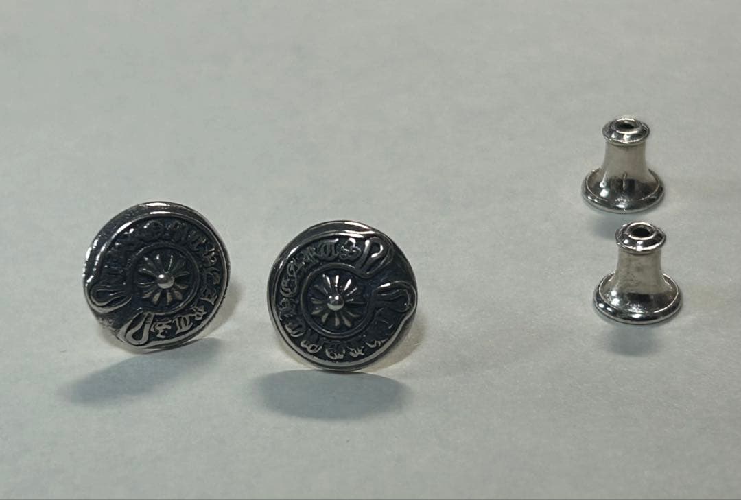 Chrome Heartsクロムハーツ　ピアス両耳 Chrome Hearts（ピアス(両耳用)）のフリマアイテム一覧