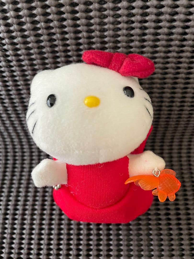 ハローキティ ご当地 赤いべべ金魚 ぬいぐるみ 2026年最新】ハローキティ金魚の人気アイテム - メルカリ