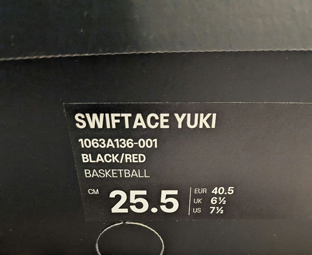 【新品未使用】ASICS SWIFTACE YUKI 25.5cm