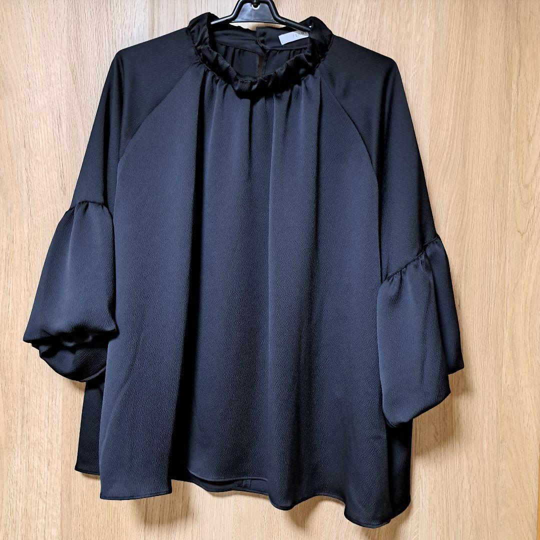 ☆試着のみ☆ヤマダヤ FENNEL 黒 五分袖ブラウス フリル付き - メルカリ