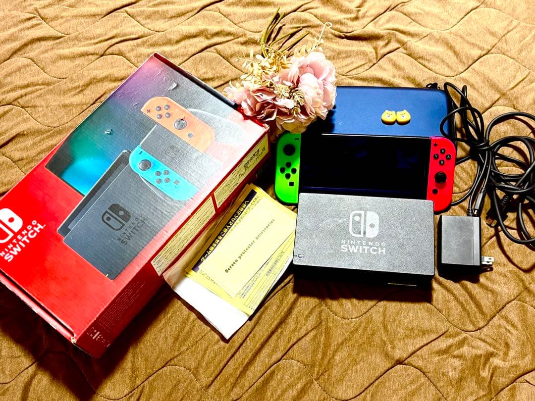 新型Nintendo Switch ネオンピンク/グリーン 本体 任天堂（Nintendo） Nintendo Switch 本体 Joy-Con (L) ネオングリーン