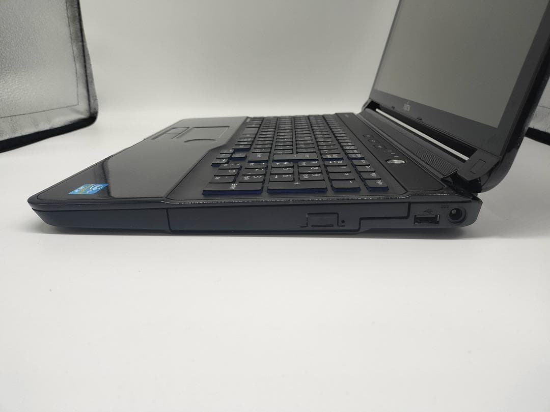 FUJITSU】爆速 Core i7/新品SSD256GBノートパソコンE6 - メルカリ