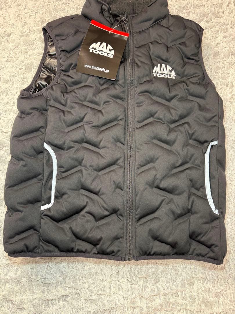 MACTOOLS マックツール 数量限定 シームレスベスト 中綿 黒 L 未使用