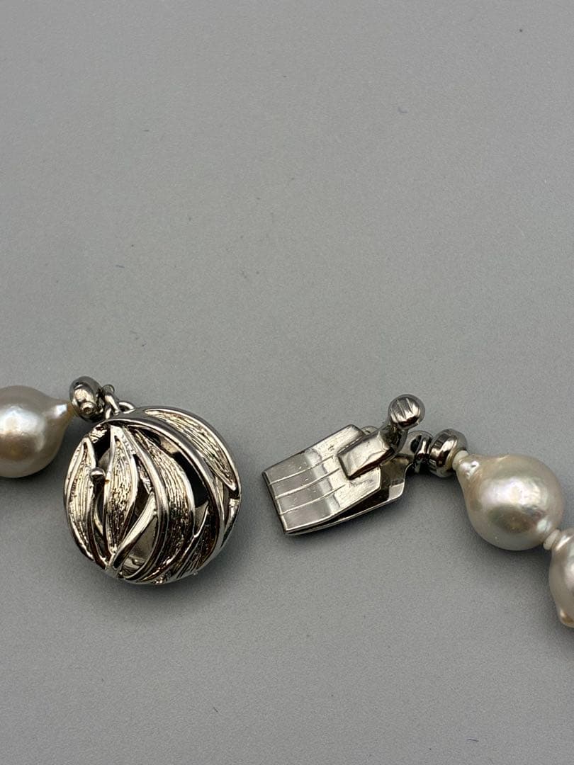 薄灰色　本真珠　 0.8cm 43cm ネックレス　レディース　パール