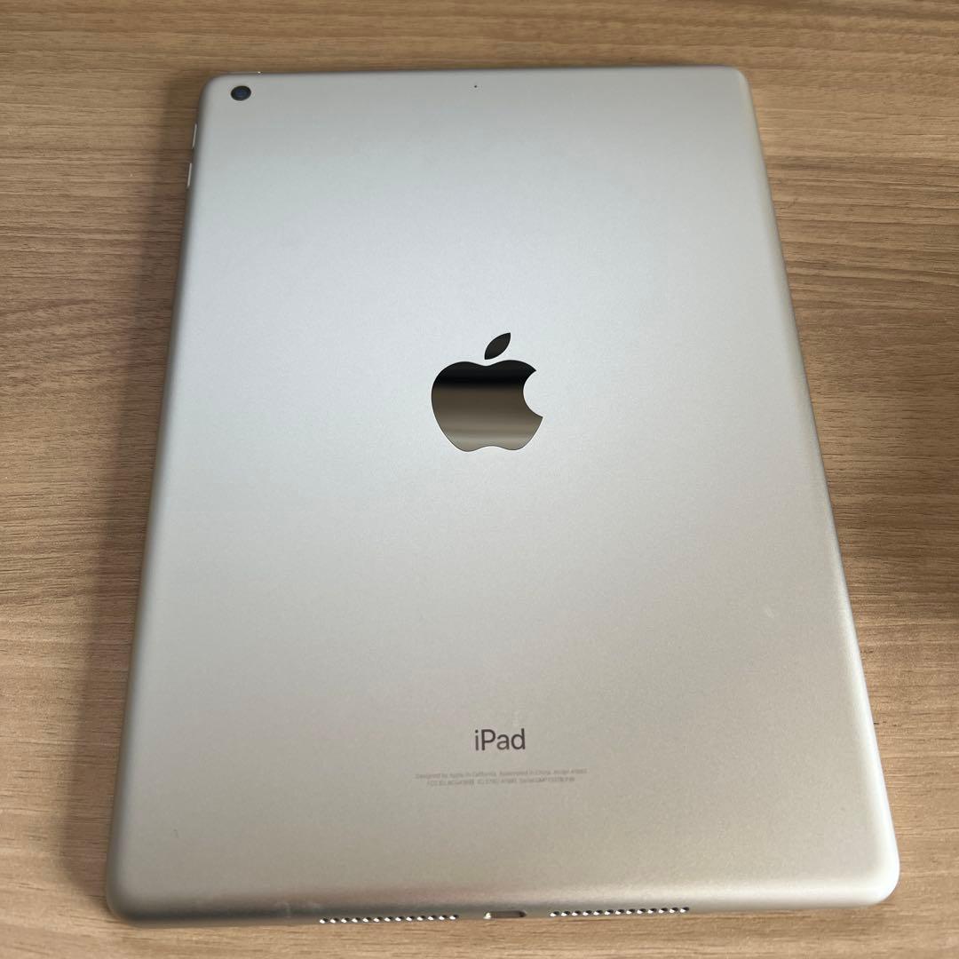 iPad（第6世代）Wi-Fi：A1893 Apple iPad (6th Generation) A1893 32 GB, Wi-Fi, 9.7 in - Space