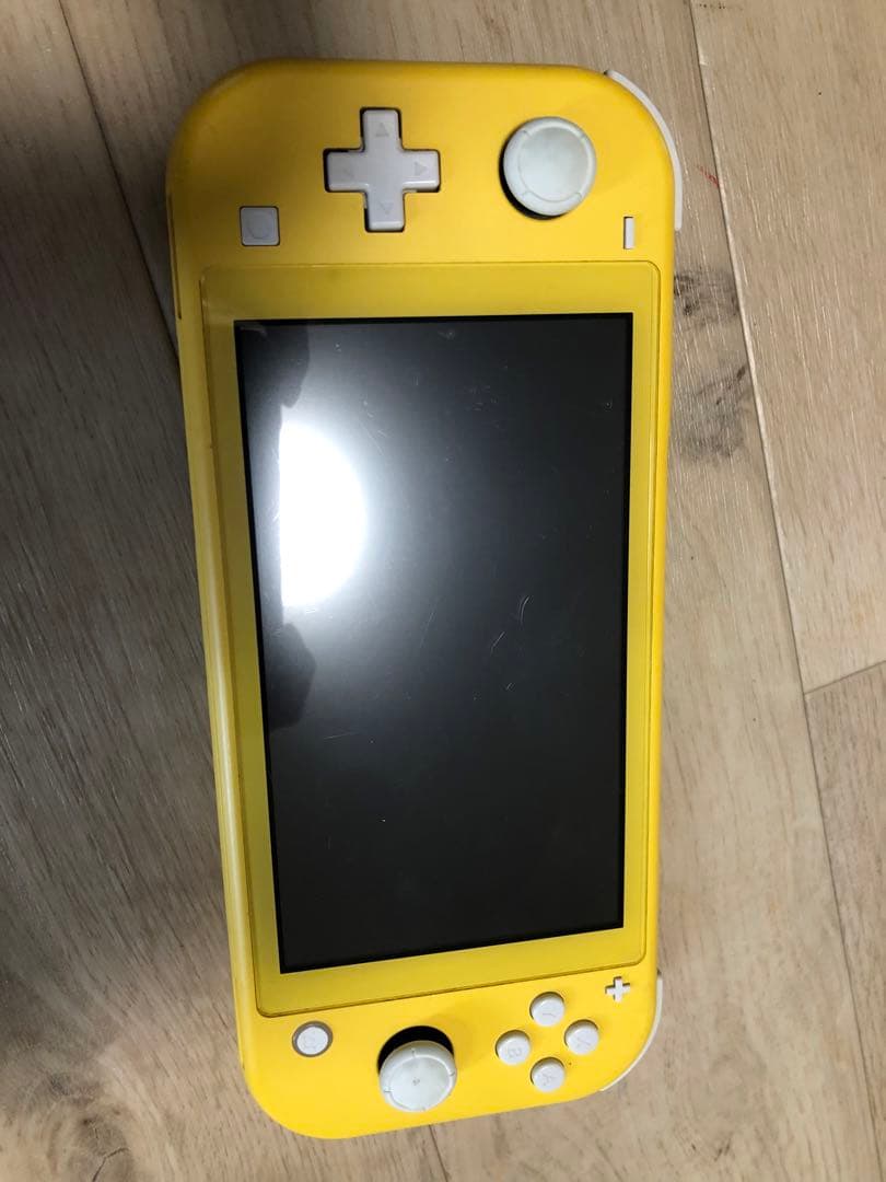 最終値下げ！Switchライト イエロー ジャンク 最終値下げ！Switchライト イエロー ジャンク ジャンクNintendo Switch