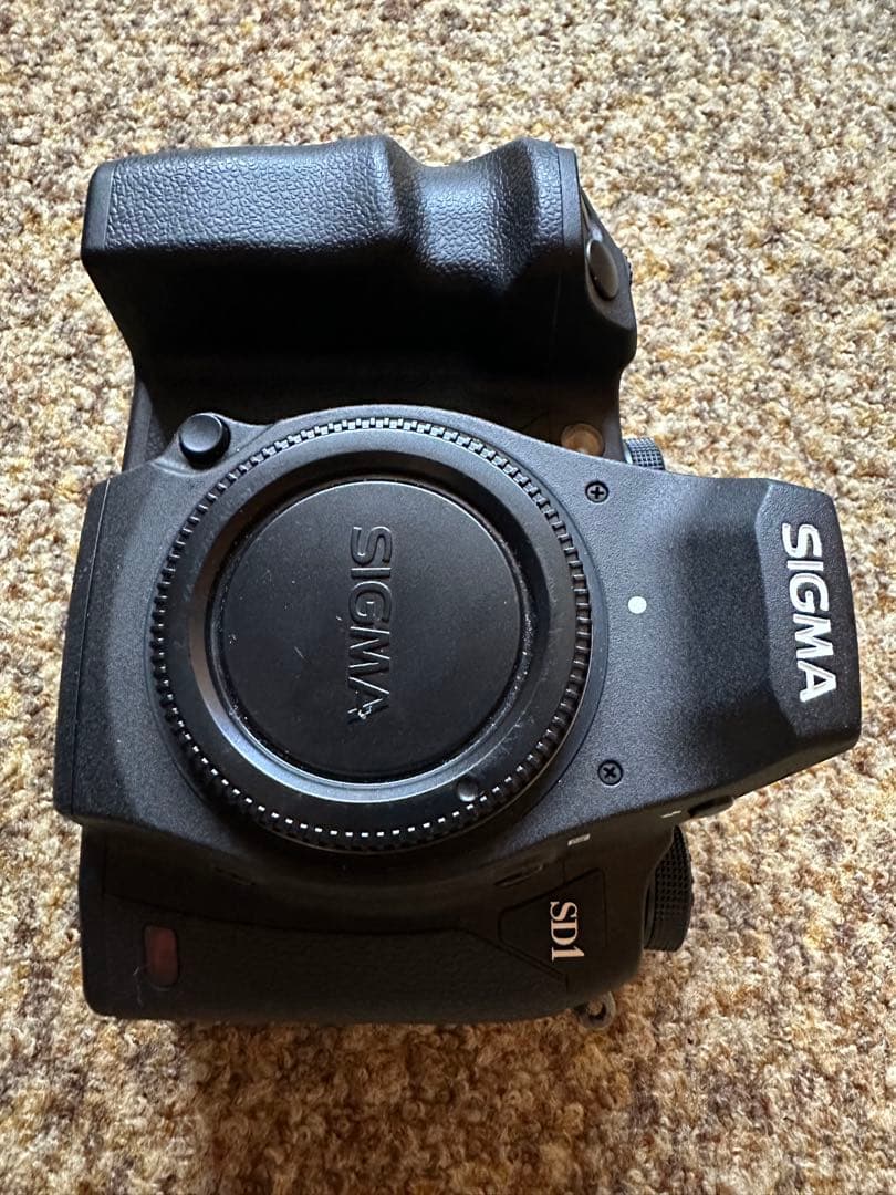 SIGMA SD1 Merrill 本体+バッテリー+充電器 | Shop at Mercari from