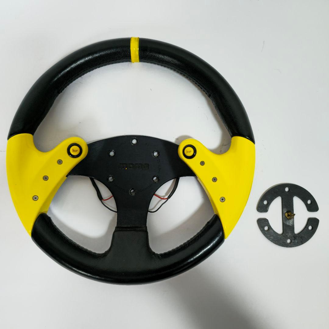 廃盤品】MOMO ステアリング スパイダー イエロー モモ ハンドル レザー
