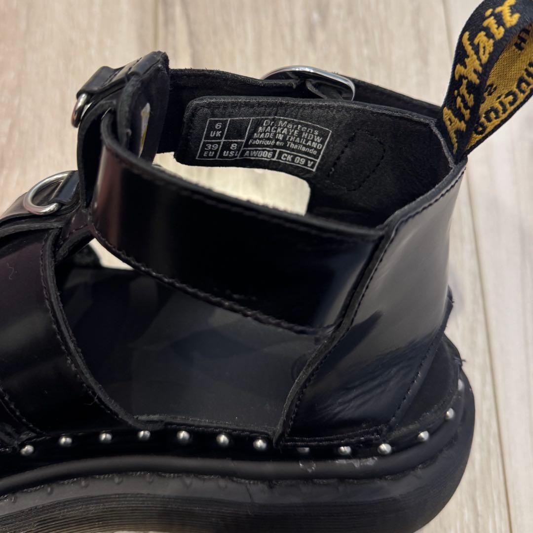 ドクターマーチン Dr. Martens MACKAYE HDWレザーサンダル - メルカリ