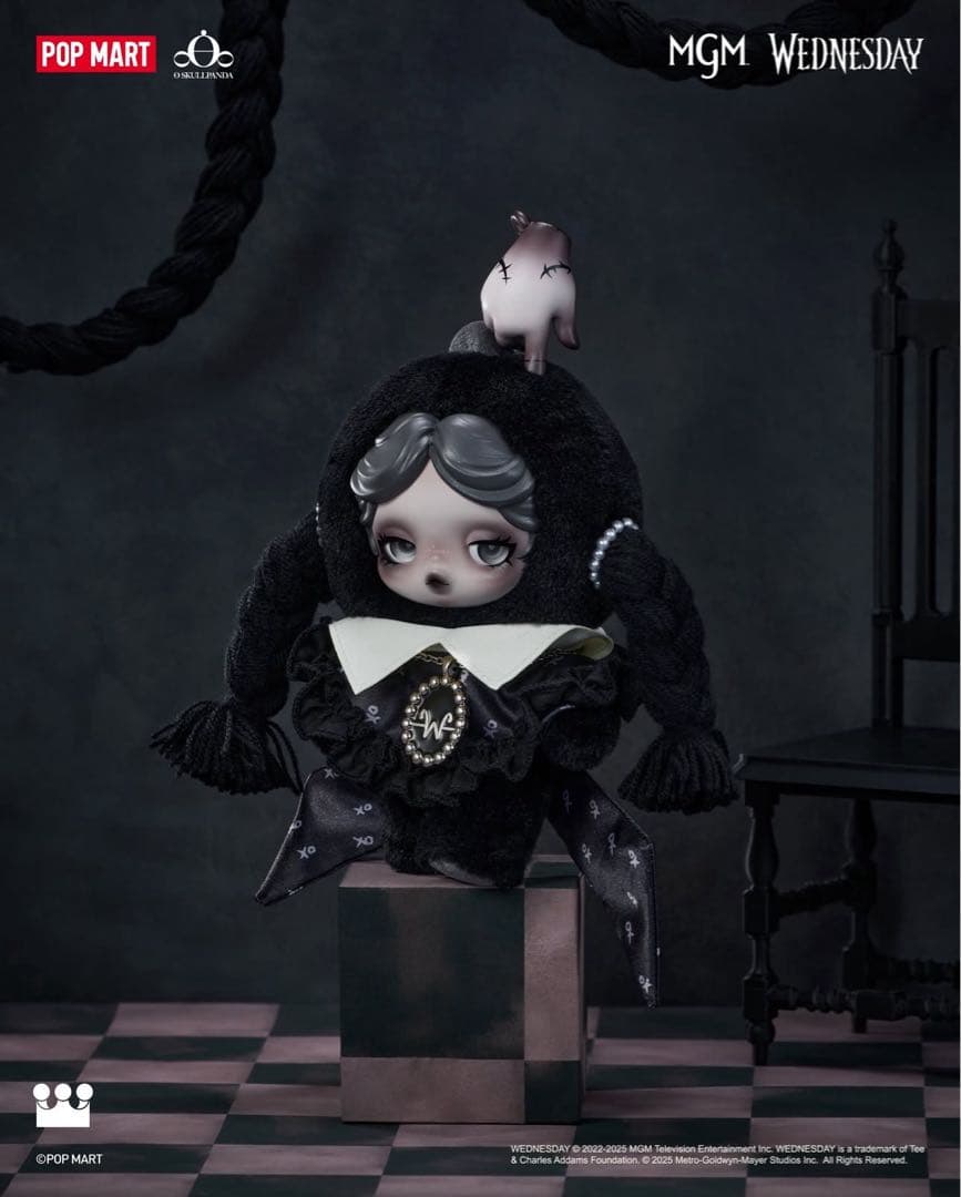 Skullpanda × Wednesday コラボフィギュア（NY限定版） - メルカリ