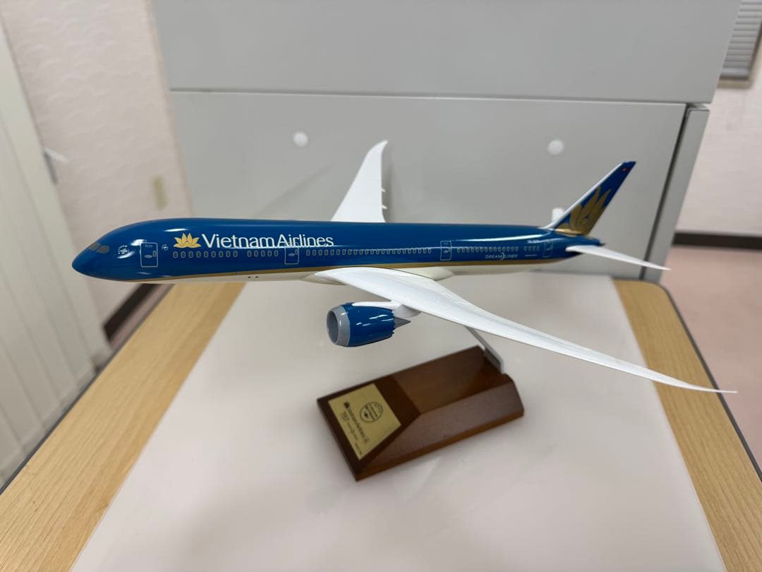 Vietnam Airlines Boeing 787-9 スケール1:200