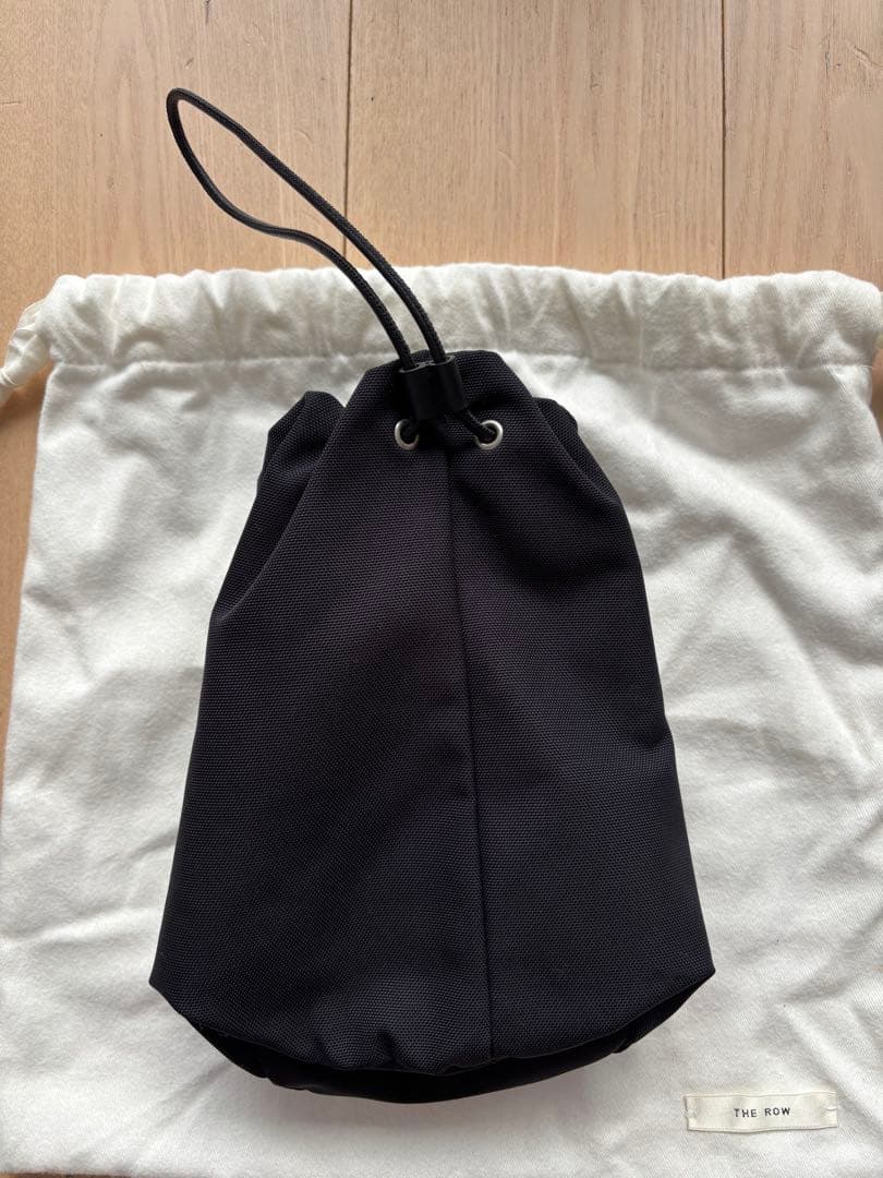 dizzyd様専用 THE ROW スポーティ ポーチ ナイロン ブラック 黒 - メルカリ