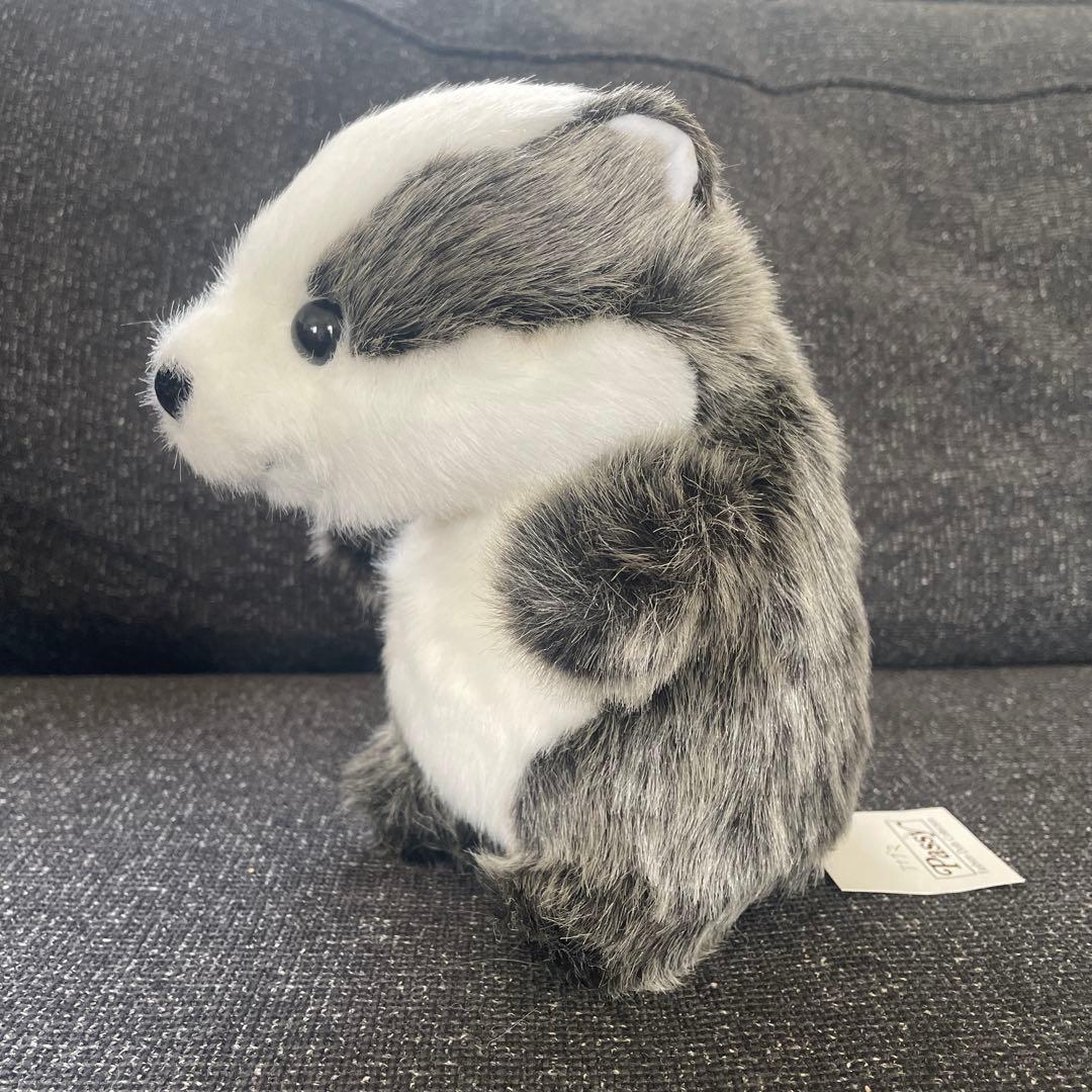 昭和レトロ】ファースト社 アナグマぬいぐるみ 美品 - メルカリ