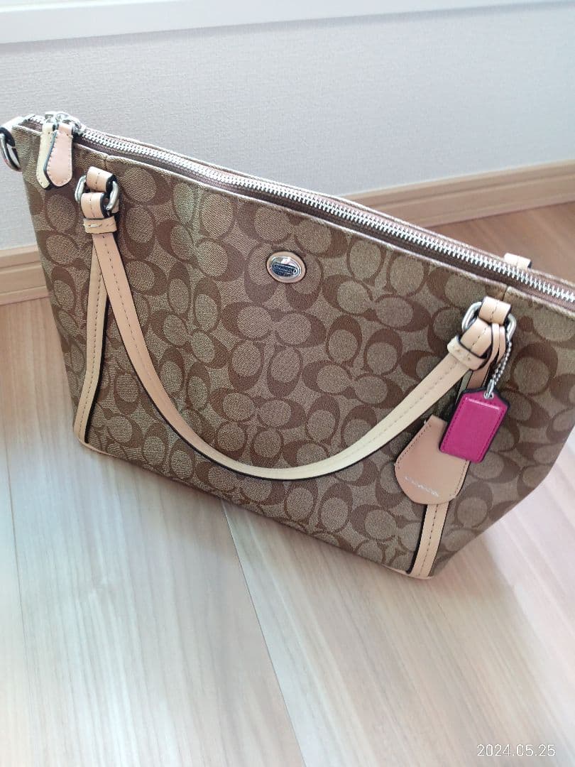 週末セール★新品未使用★コーチバッグ COACH（コーチ） バッグ CJ842 2024春新作セール ショルダーバッグ