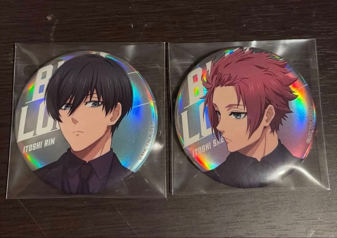 ブルーロック ベースヤード 糸師凛 糸師冴 缶バッジ オーロラver