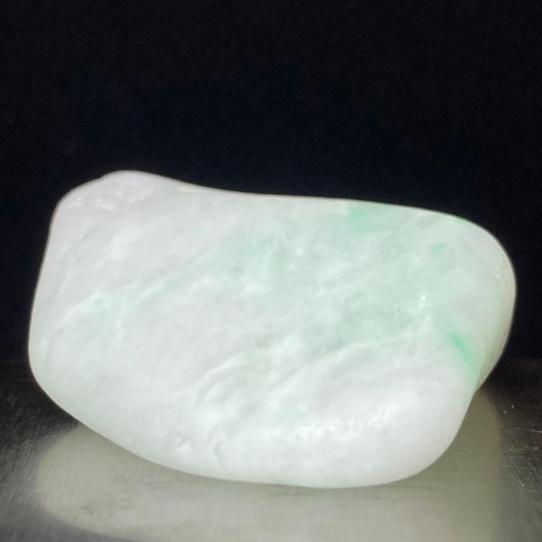 【専用品】糸魚川翡翠　金山谷　翡翠　海石　原石　33.3ｇ