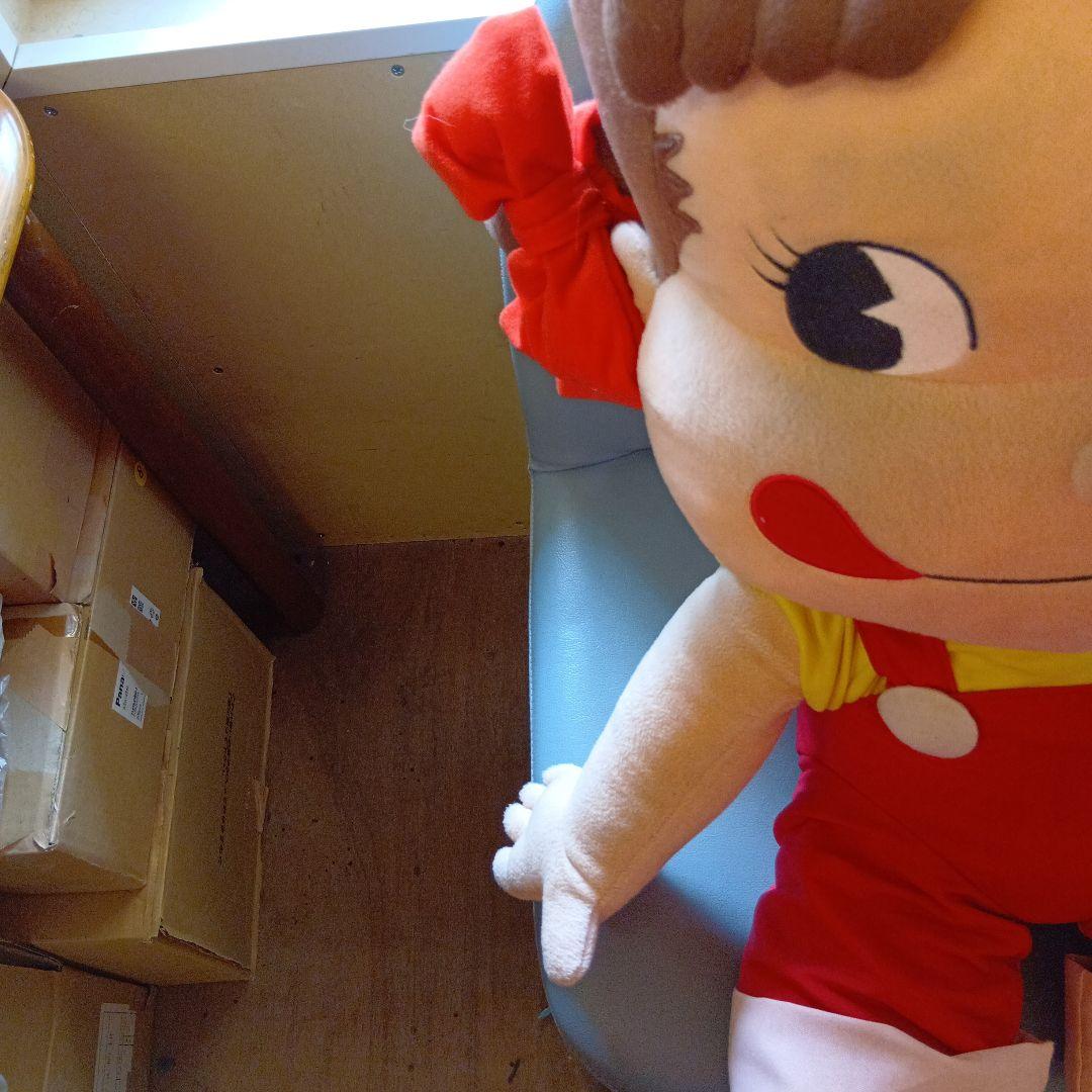 FUJIYA ぺこちゃん ぬいぐるみ 特大サイズ 80cm - メルカリ