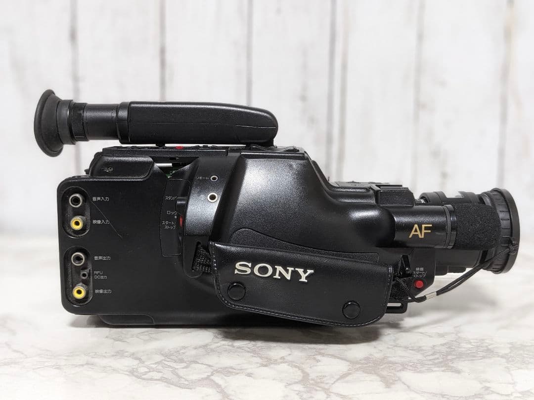 ジャンク】SONY CCD-F300 ビデオカメラ ハンディカム 8mm - メルカリ
