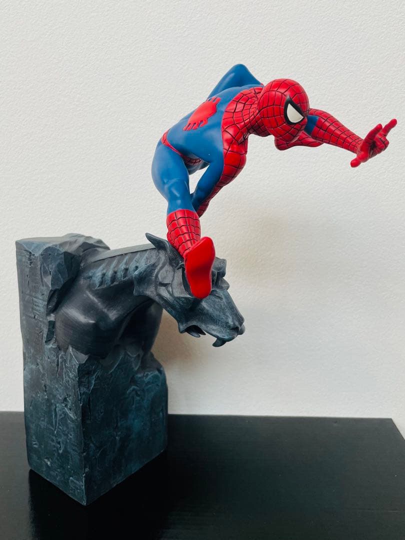 アタカス スパイダーマン ガーゴイル スタチュー ATTAKUS - メルカリ