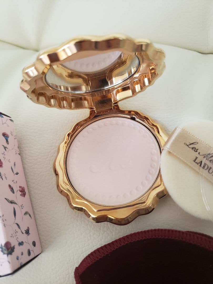 ラデュレ 限定パウダーケース 貝殻ケース 日焼け止め パウダー - メルカリ