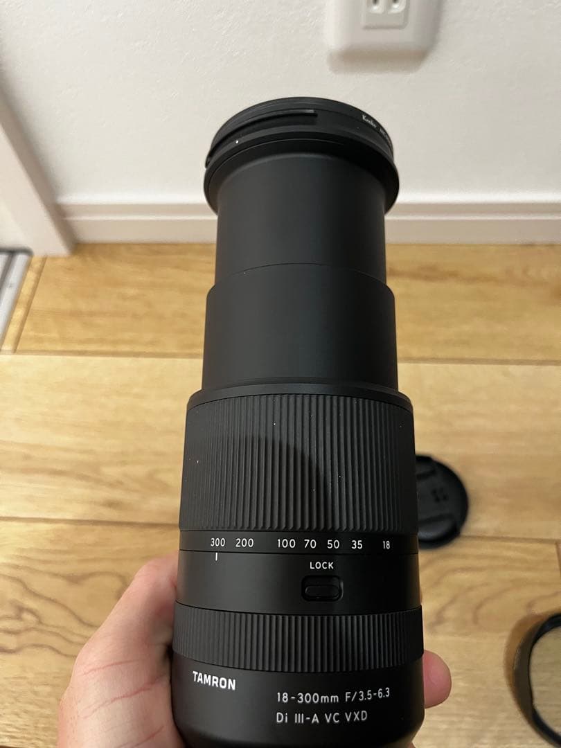 レンズ(ズーム) 18- -300mm F/3.5-6.3 Di III -A VC VXD